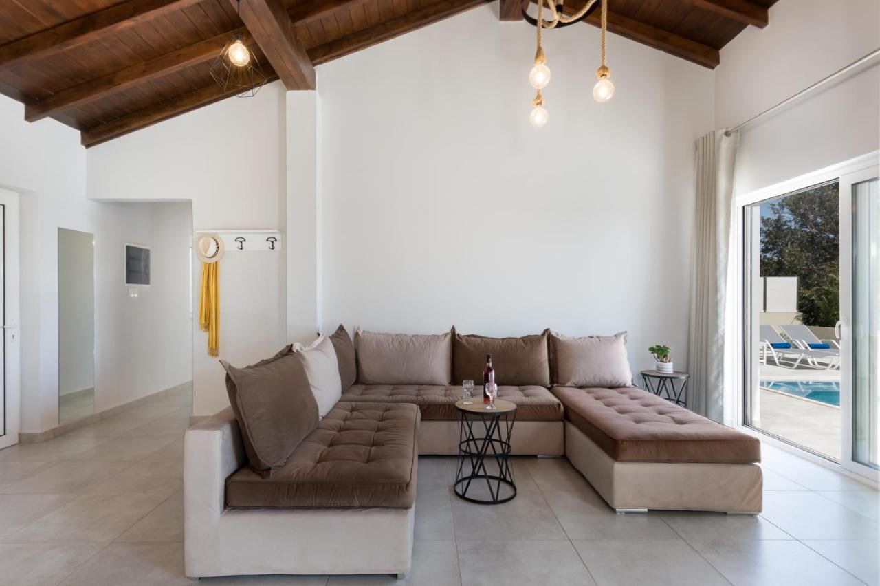 Villa Alonaki Bay Halikounas ภายนอก รูปภาพ